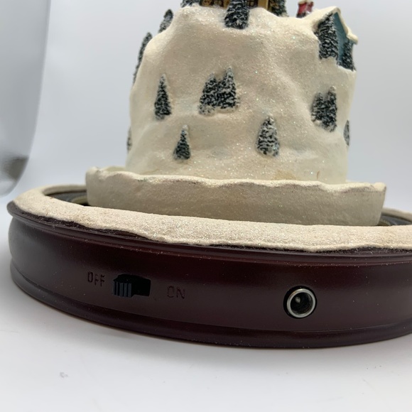 Thomas Kinkade Masterpiece Edition White Christmas Town & Train Only UNTESTED! - Picture 10 of 16